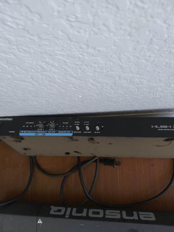 Rocktron Hush noise reduction rack image 1