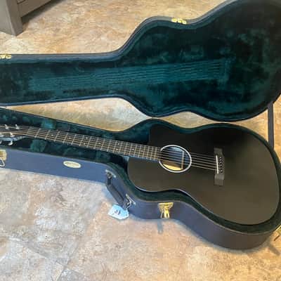 Martin X Series 2019 - Body made from a strikingly Black High Pressure Laminate (HPL) image 1