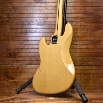 Squier Classic Vibe 70's Jazz Bass, Natural image 3