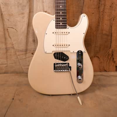 Tom Anderson Hollow T 2005 Transparent White image 3