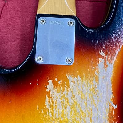 Fender Custom Shop '64 Jazz Bass Relic 2006 - 3-Tone Sunburst image 18
