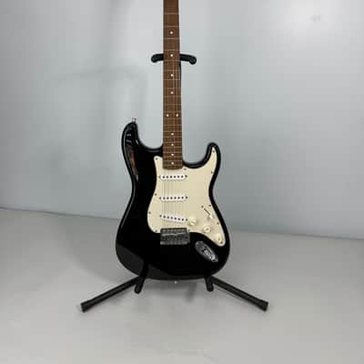 Squier Stratocaster - Black image 1