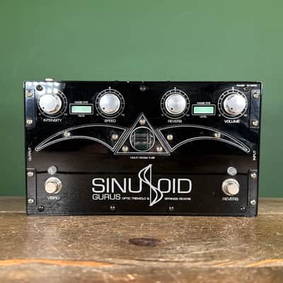 Gurus Sinusoid Vibrato/Reverb 2016 - Black image 2