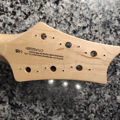 PRS Silver Sky SE Neck image 4