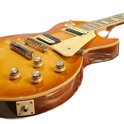 Epiphone Les Paul Classic 2020 - 2025 - Honey Burst image 3
