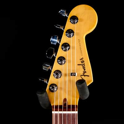 Fender American Ultra Stratocaster HSS - Ultraburst with Rosewood Fingerboard image 6
