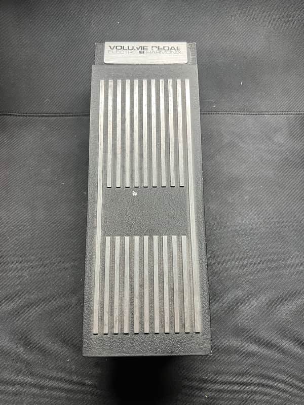 Electro-Harmonix Volume Pedal