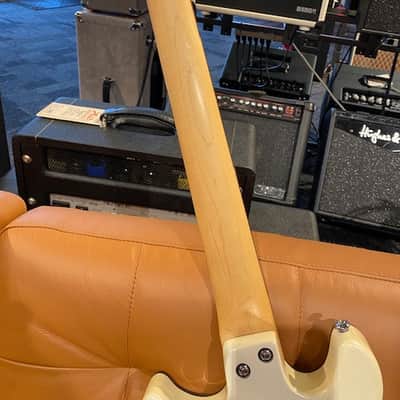 Daisy Rock Retro-H 12ST - Semi-Hollow Electric 12 String Guitar image 7