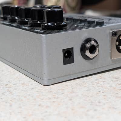 Tech 21 SansAmp Character Series VT Bass DI 2010s - Graphic image 5