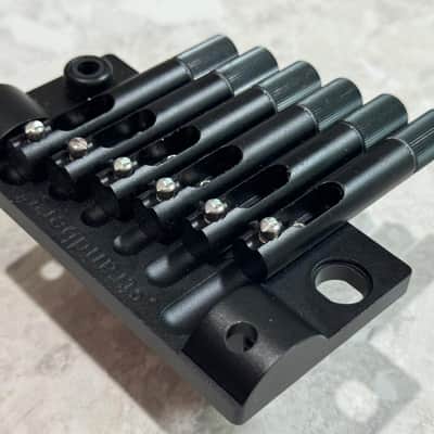 STRANDBERG TREMOLO/Bridge 6 String UP/DOWN in Black image 4
