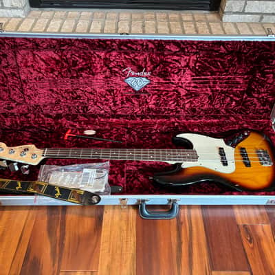 Fender 60th Anniversary American Jazz Bass 2005 - 2006 - 3-Color Sunburst image 11