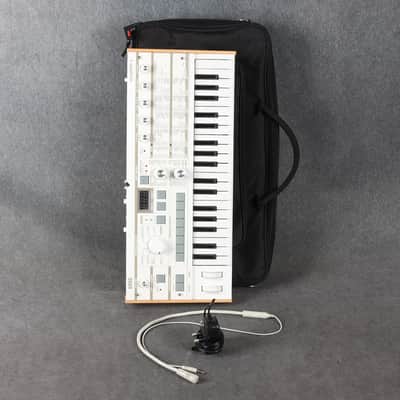 Korg MicroKORG S Synthesizer/Vocoder - 2nd Hand