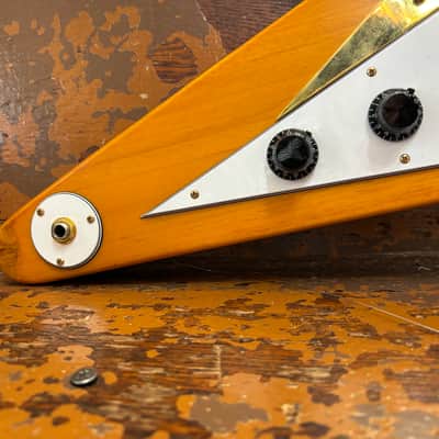Epiphone "Inspired by Gibson Custom" 1958 Korina Flying V - w/OHSC image 7