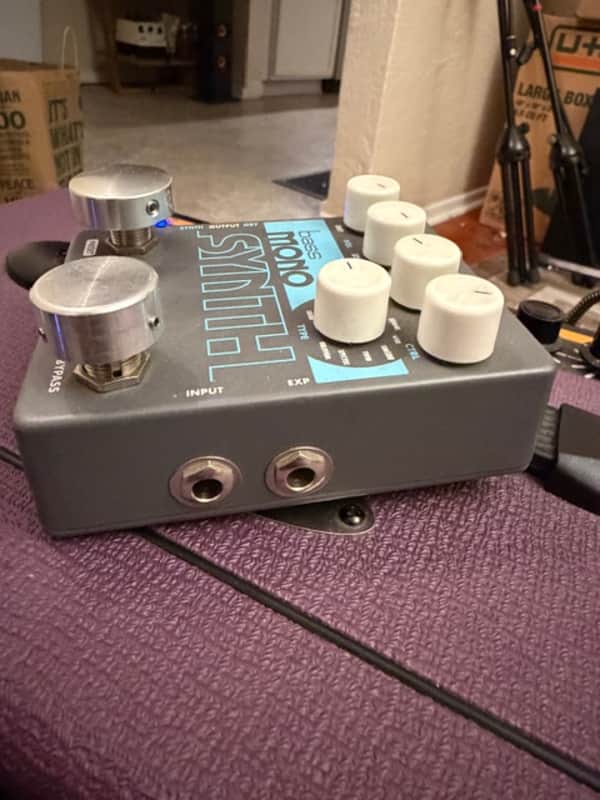 Electro-Harmonix Bass Mono Synth