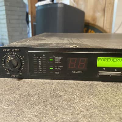 Yamaha SPX990 Professional Multi-Effect Processor 1990s - Black image 2