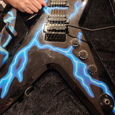 Dean Razorback DB 2010s - Lightning Graphic image 6