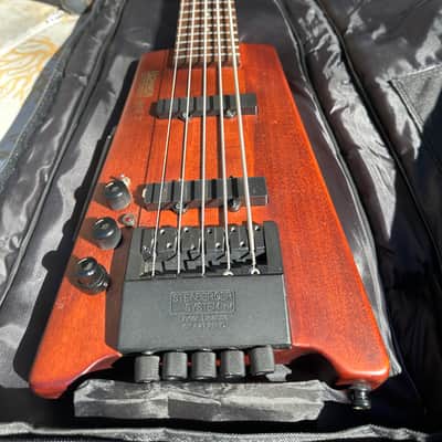 Lefty Hohner Professional B2AV WALNUT 5-string Headless Bass, Officially Licensed by Steinberger, NECK-THRU California Maple construction, with Warwick Rockbag image 4