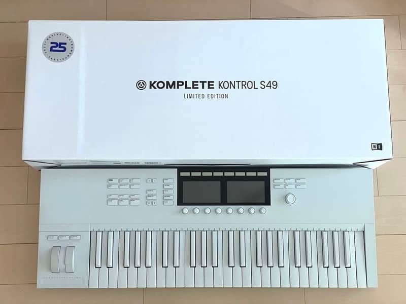 (LIMITED) Komplete Kontrol S49 MK2 Vapor Gray 25th Anniversary Edition image 1