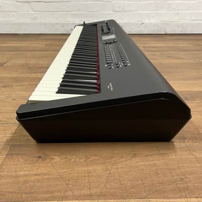Roland RD800 Stage Piano; Serial No: Z0E3311 | Second Hand image 10