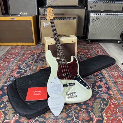 Fender Heritage 60's Jazz Bass Oly White Rosewood Nitro Lacquer 2022 image 2