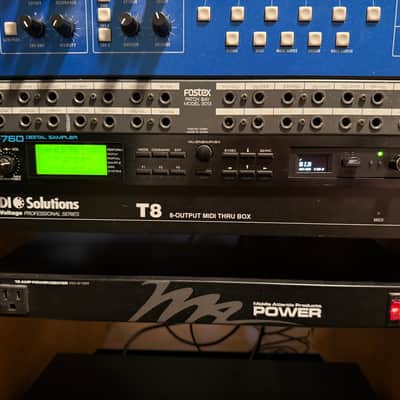 Roland S-760  w/video expansion and gotek drive, with scsi and Jaz drive