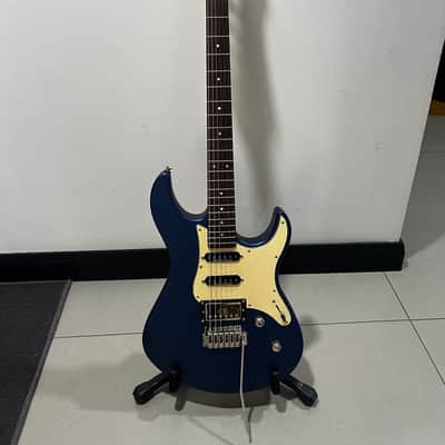 Yamaha PAC612VIIX Pacifica with Rosewood Fretboard 2021 - Present - Matte Silk Blue image 1