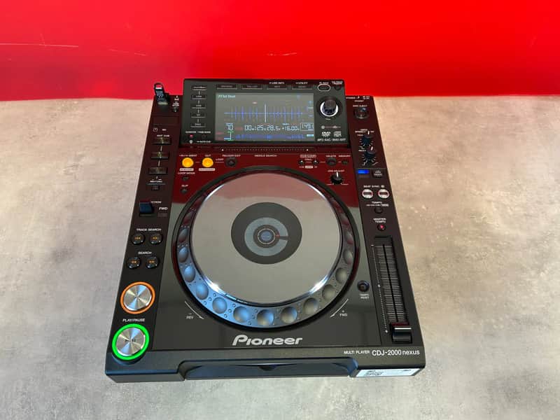 Pioneer CDJ-2000 Professional Multi Media Player | Reverb Canada