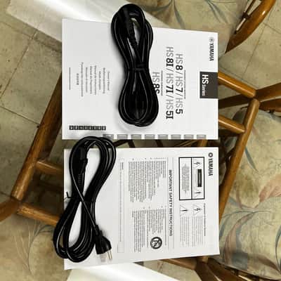 Yamaha HS5 5" Powered Studio Monitor (Pair) - Black image 2