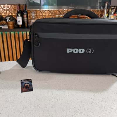 Line 6 POD Go Multi-Effects Guitar Processor w/ Official Gig Bag, PSU & Docs image 2