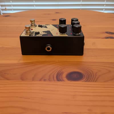 Walrus Audio Monument Harmonic Tap Tremolo V2 Limited Edition - Obsidian Series 2022 - Obsidian image 7