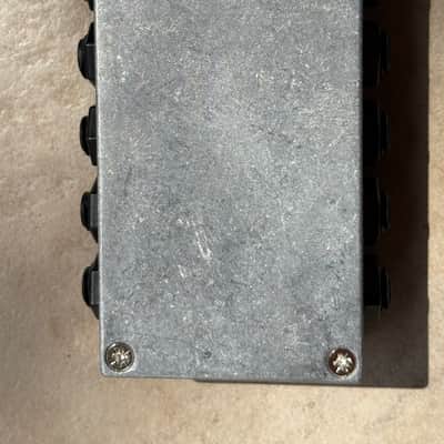 Brightonion 5 Gang Patchbox- side sockets image 6