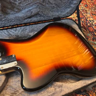 Fender MIJ Traditional II Late '60s Jazzmaster 2023 - 3-Color Sunburst image 7