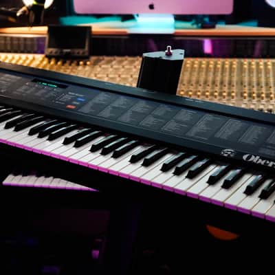 Oberheim Matrix 6 - 61-Key 6-Voice Synthesizer 1985