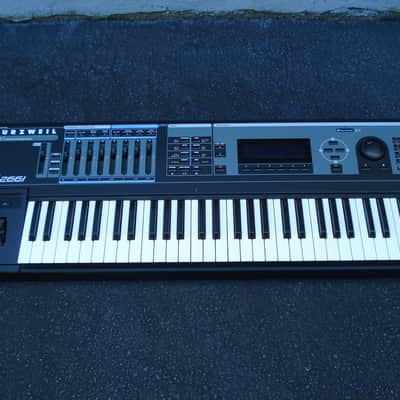 Kurzweil K2661 w/ KDFX, Orchestral, Contemporary, 128 MB, PRAM, SCSI, VAST (K2600)