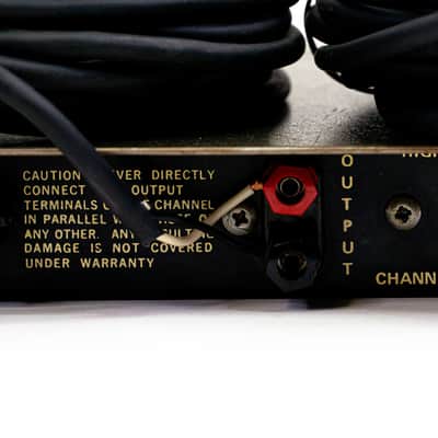 Crown D-60 Dual Channel Power Amplifier with Pair of 25' Speaker Cables image 9