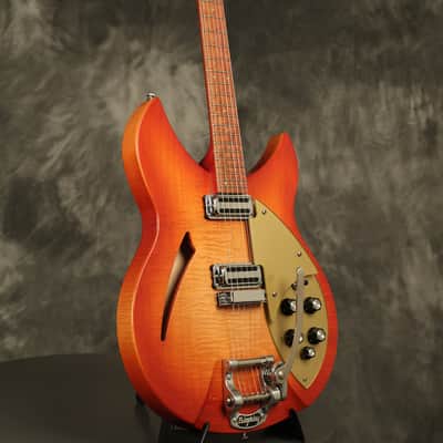 1997 Rickenbacker 330 mod w/Bigsby/Gold Guards/Vintage pickups + Autumnglo refin image 9