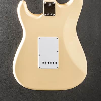 Fender Yngwie Malmsteen Stratocaster - Vintage White w/Rosewood image 9