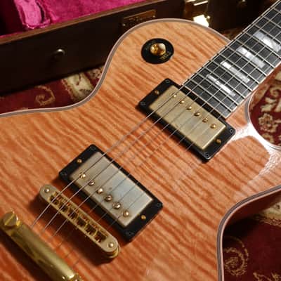 Gibson Custom Shop Les Paul Custom  2016 - Figured Pink Widow image 3