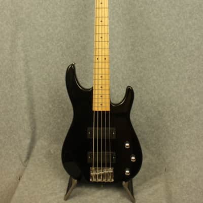 Peavey Foundation 5-String Electric Bass Made in USA with Case image 2