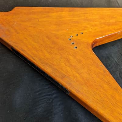 Sonicguitars V 59 Korina aged variation 2023 - ON ORDER image 5