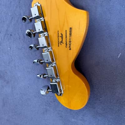 Squier Vintage Modified '70s Stratocaster with Maple Fretboard 2012 - Black image 4