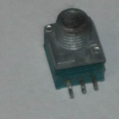 FIVE broken (for parts - AS IS/ FINAL SALE) Boss / Alpha & Alps  potentiometers (various values) 1990s - 2010s - 3 green, 2 teal, 4 are square, 1 is rectangle (stacked) values are in the description (NO: pedals/other items) image 16