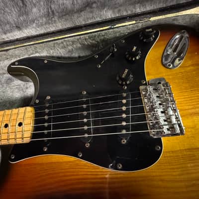 Fender Stratocaster 1979 - Burst image 4
