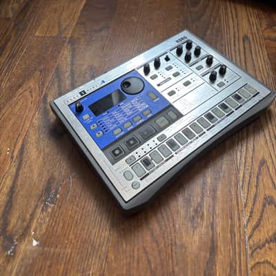 Korg Electribe-A EA-1 Analog Modeling Synthesizer 1999 - Silver image 3