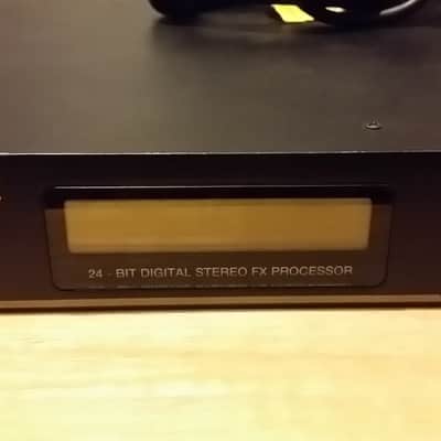 Peavey Tube Fex Guitar Preamp & Effects processor image 2