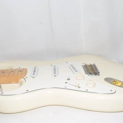 Fender Japan Custom Fender Stratocaster Electric Guitar Ref No 7719 image 9