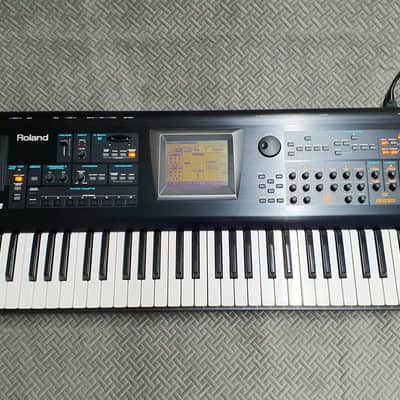 Roland V-Synth 61-Key Digital Synthesizer 2003 - 2007 - Black image 3