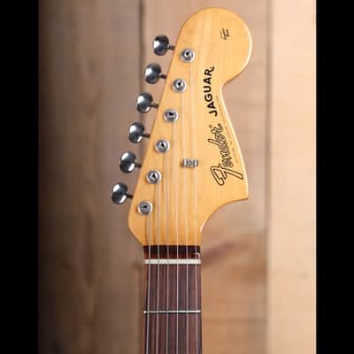 Fender Classic Player Jaguar HH 2009 - Sunburst image 9