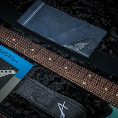 TOM ANDERSON USA Top T Icon " Sonic Blue + Maple" (2025) image 3