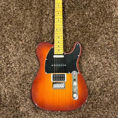 Modern Player Telecaster Plus, Maple Fingerboard, Honey Burst HSS image 1
